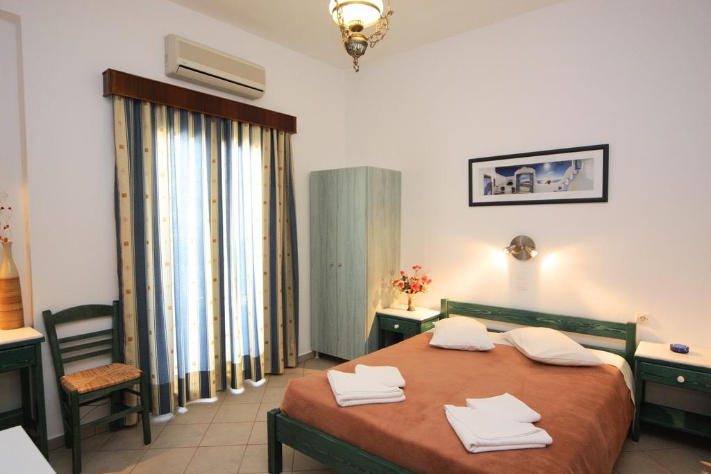 Anna Platanou Hotel باروس الغرفة الصورة